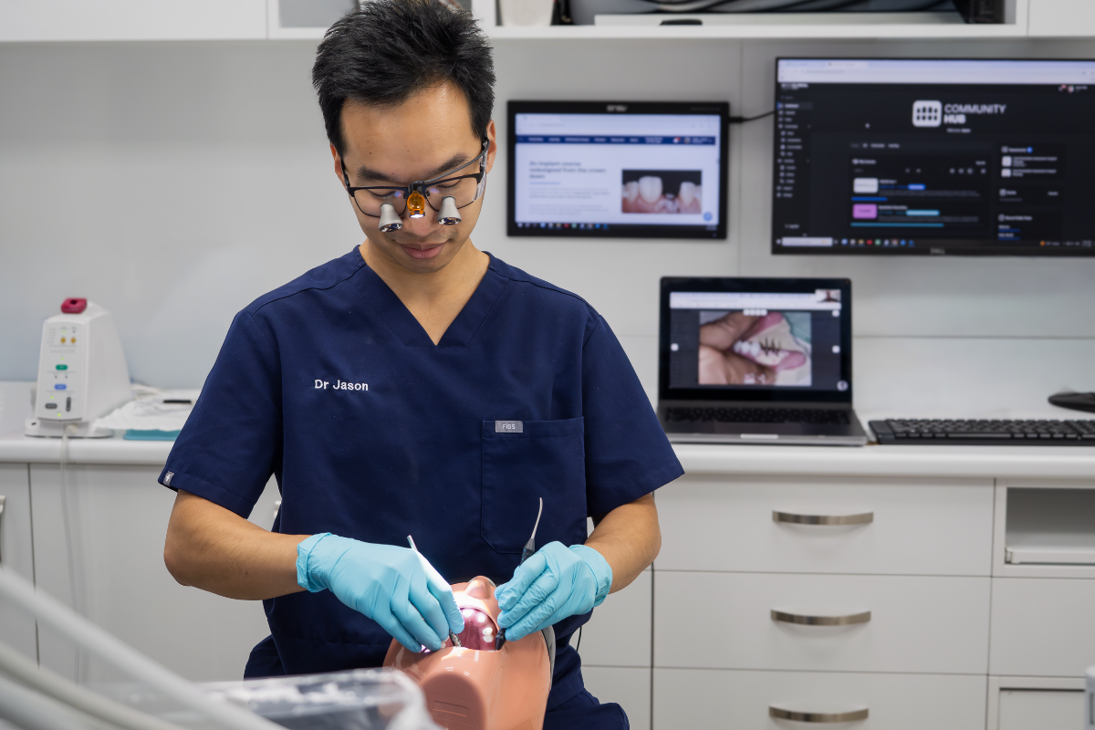 FMI Fellowship in Modern Implantology image 1200x800 (2)