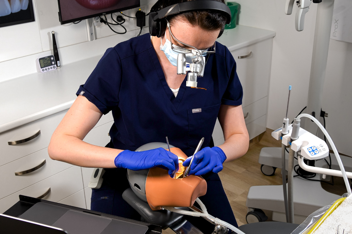 FRD Fellowship in restorative dentistry manikin and kat in clinic FRD Fellowship in restorative dentistry manikin and kat in clinic